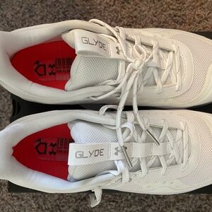 Under Armour WOMAN’s Glyde Mt TPU Cleats